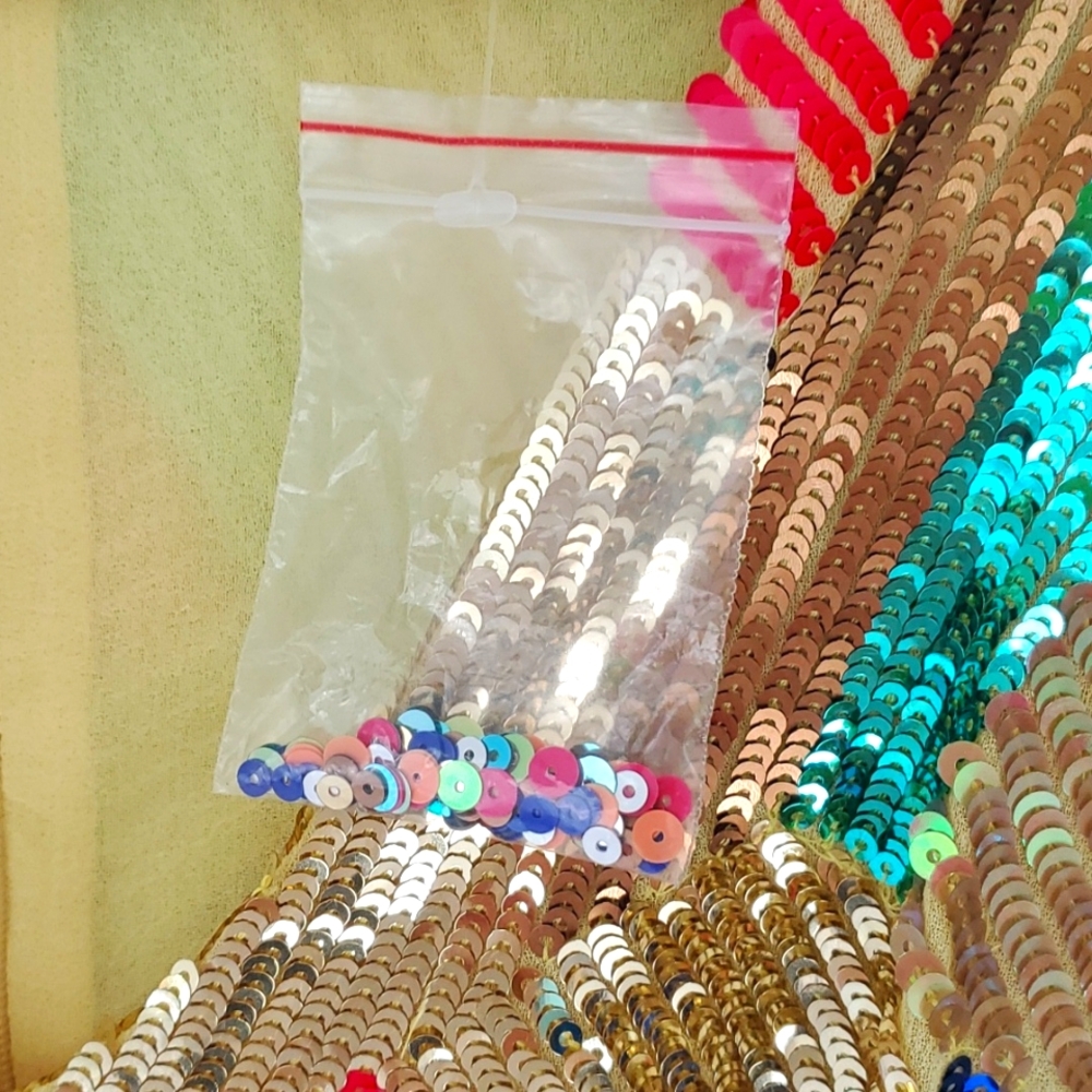 Stunning sequin cocktail dress - Picture 8 of 9